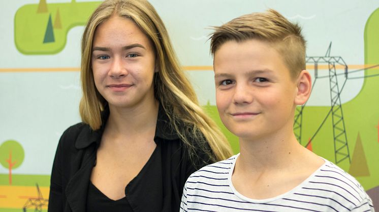 Alma Bolmsvik och Isac Sjövall, niondeklassare från Fagrabäckskolan i Växjö.
