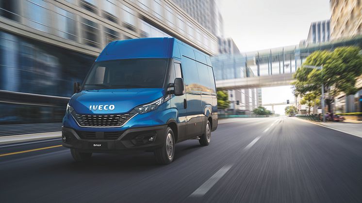 IVECO Daily takes Light Truck of the Year in 2021 Van Fleet World Great British Fleet Awards