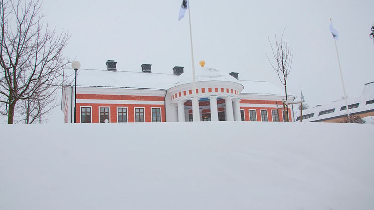 Senast på måndag ska den akuta snöröjningen vara igång.