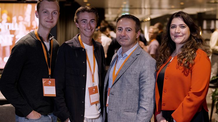 På bilden, från vänster: Marcus Öhrner och Carl Johansson, grundare av Unseald; Shadi Bitar, VD och grundare av Nextory; samt Mehkar Sheikh, VD för Venture Cup Sverige. Fotograf: Axel Grönlund