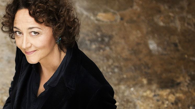 Nathalie Stutzmann, dirigent vid MSO:s säsongsöppning 14, 15 och 16 september 