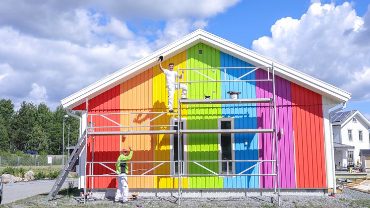 Älvsbyhus regnbågsmålade hus, 2017