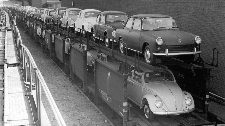 VW75åriDK