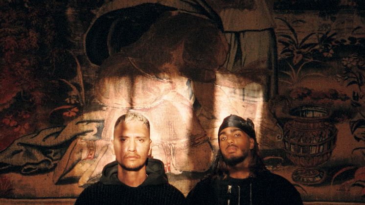 Newkid & Naod överraskar med duetten ”Julibarn”