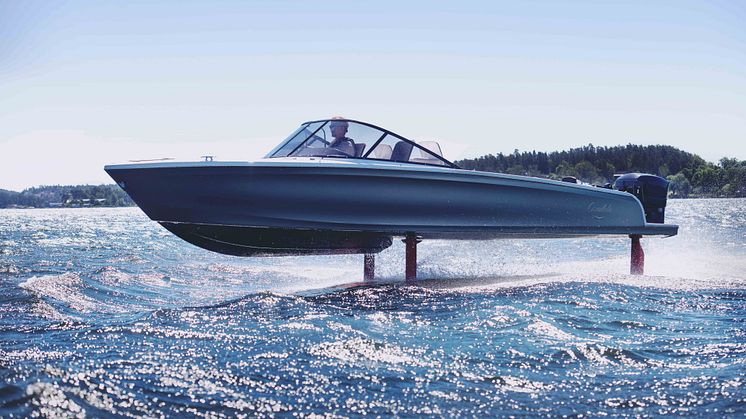Test drive the world's fastest electric boat in Lugano