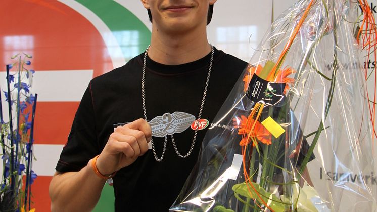 Jakob Jansson från Växjö - Silvermedaljör i SM för unga plåtslagare 2013.