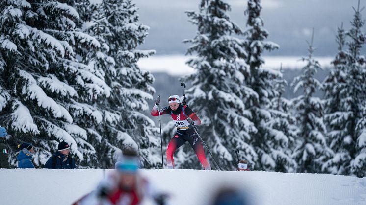 Thekla Brun-Lie endte på en 14. plass i gårsdagens sprint på IBU Cup Sjusjøen. Foto: Sondre Eriksen Hensema/Norges Skiskytterforbund