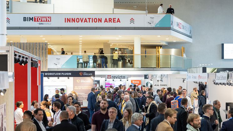 Die BIM World MUNICH ist die Drehscheibe für den Austausch zu allen relevanten Themen rund um Digitalisierung, Nachhaltigkeit und Kreislaufwirtschaft. Foto: BIMWORLD Germany GmbH / Chris Hartlmaier