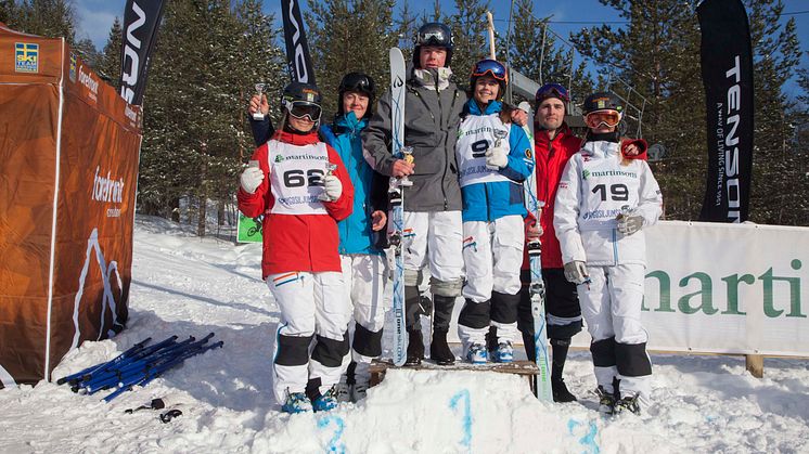 Det blev dubbla medaljer för flera av de svenska elit-åkarna. Foto: Erik Daneilsson