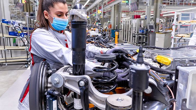 Ved afslutningen af livscyklussen skal Q4 e-trons batteri bruges i second-life koncepter eller genbruges som en kilde til råmaterialer i nye batterier