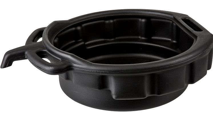 Ett lågt men rymligt oljetråg är att föredra när utrymmet under motorrummet är begränsat. 