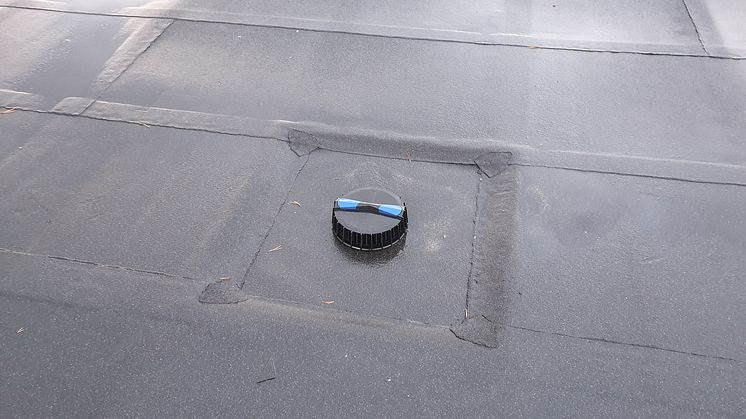 Lähikuva Pluvia-kattokaivosta Mirkan tehtaan katolla, Pietarsaari