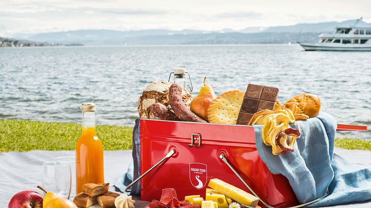 Mit der Grand Tour Snack Box können Sie Ihre Reise durch die Schweiz doppelt geniessen 