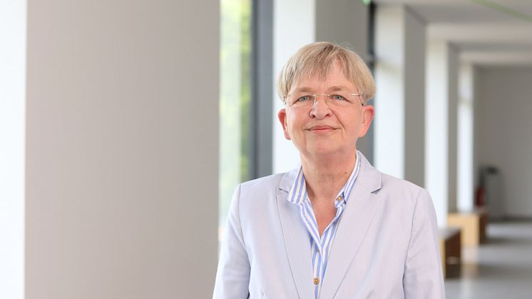 Dr.in Marion Rieken