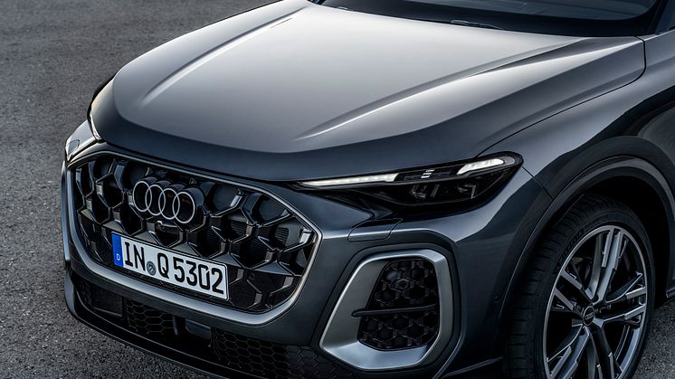 Audi Q5 (Daytonagrå perleeffekt)
