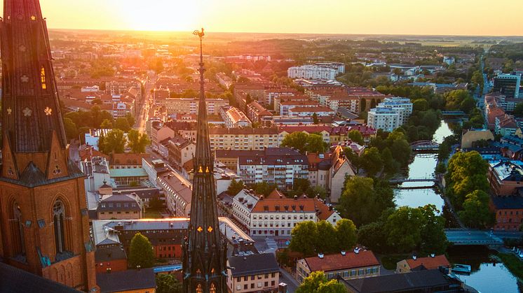 SkandiaMäklarna om Svensk Mäklarstatistik juni 2022: Ökande räntor och prisnedgångar för bostadsmarknaden i juni