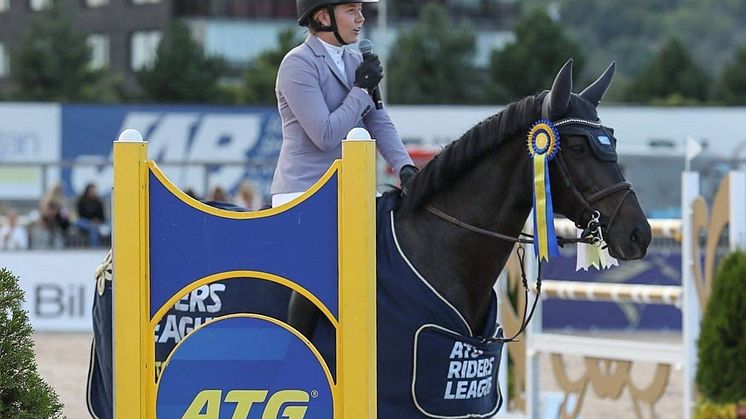 Kajsa Björe är en av åtta ryttare som tagits ut till ryttarutvecklingsprogrammet ATG Talang. Foto: Mia Nilsson/ATG