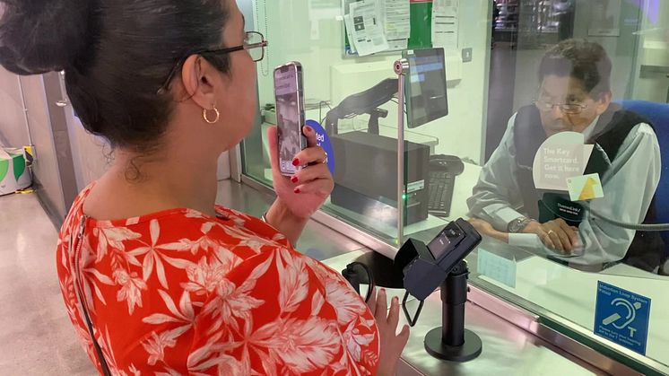 Part 2: Blind London Sight Loss Council member and volunteer Amrit Dhaliwal tries out the Aira app at Thameslink's Blackfriars station