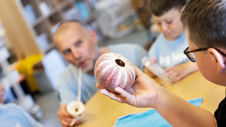 Barn på Havets Hus Strandskola 2023