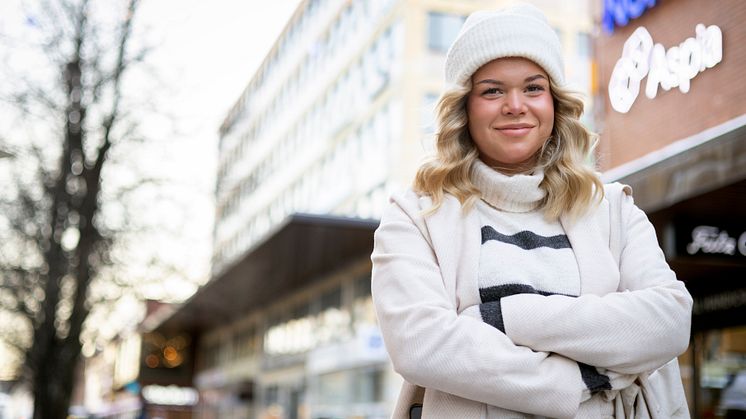 Filippa Andersson gör karriär på TikTok - men stannar i Skellefteå.