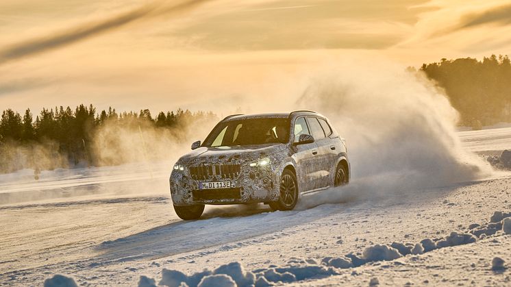 BMW:n täysin uusi täyssähköinen iX1-malli viimeisissä talvitesteissä