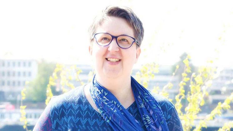 „Die Leute begreifen, dass die Digitalisierung alles verändert, kommen aber allein nicht hinterher.“ – Interview mit Annette Schwindt