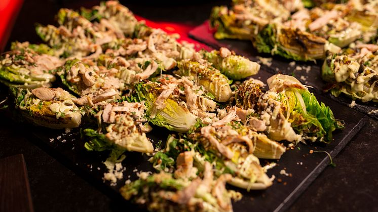 Grillet hjertesalat. 