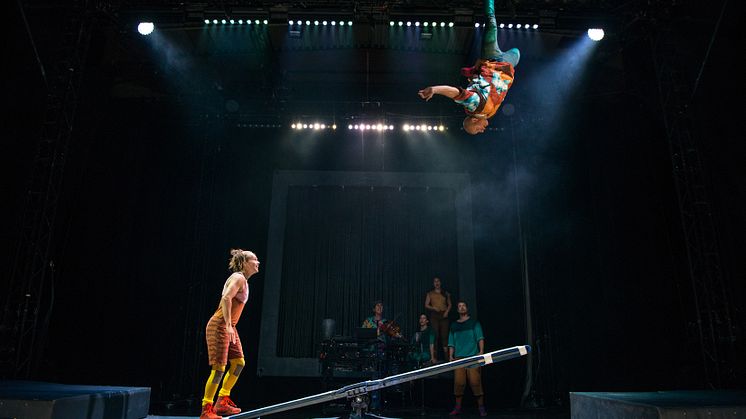 Utställningsöppning med Circus Cirkör
