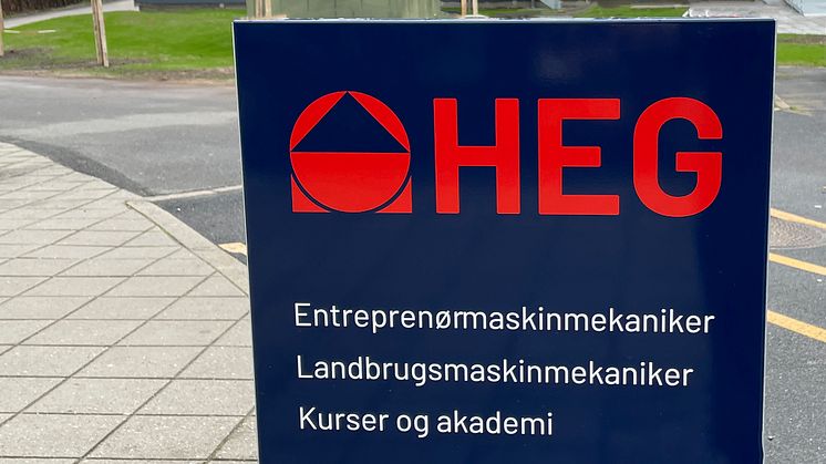 Nu får svenska ungdomar chansen att studera till Lantbruksmekaniker på Himmerlands Erhvervs- og Gymnasieuddannelser i Aars på Jylland. De blir samtidigt lärlingar på Sedish Agro.