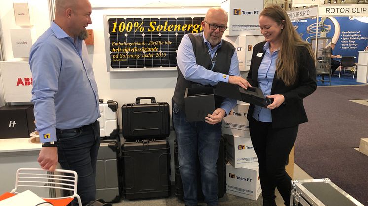 Marcus Vind, Ulf Steen och Ia Hansson från ET Emballageteknik.