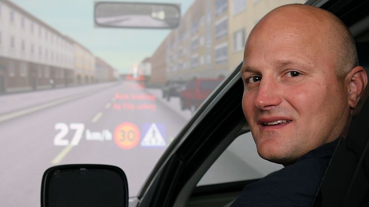 Placering av information i bilens vindruta undersökt