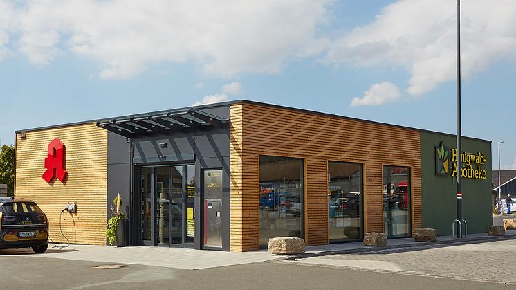 Schick, smart und maximal flexibel. Die neue Honigwald-Apotheke in Waldbrunn-Fussingen ist ein Modulbau, was weder von außen noch von innen erkennbar ist. 