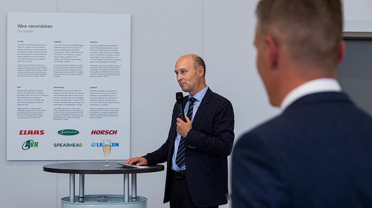 Jens Skifter var med och startade upp Swedish Agro Machinery i Sverige. Numera är han divisionschef för Danish Agros maskindivision. 
