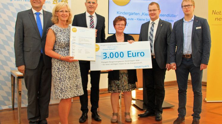 Bürgerenergiepreis Niederbayern: Kleiner Tausendfüssler