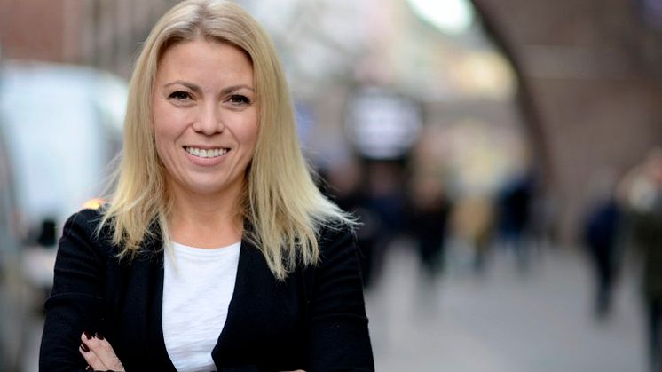 Karin Bäcklund, pr-konsult och kommunikationsstrateg på byrån Not just Cake 