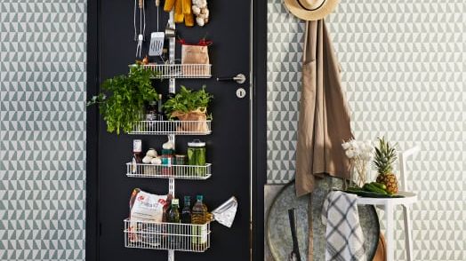 Elfa Door and wall rack. Opbevaring som monteres på døren, uden at anvende skruer.