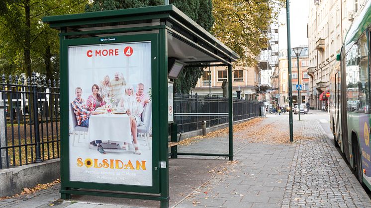 Väderskydd med reklamyta i Malmö. Foto: Clear Channel Sverige