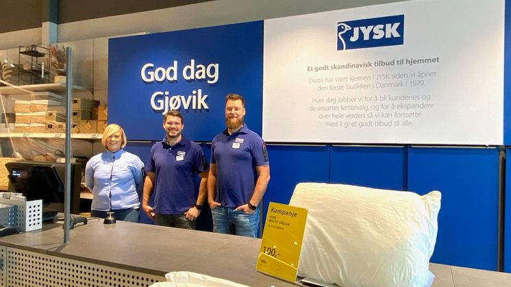 Fra venstre: Deputy Store Manager Trine Viken, Store Manager Marius Engemoen og Store Manager Trainee Øyvind Kristiansen