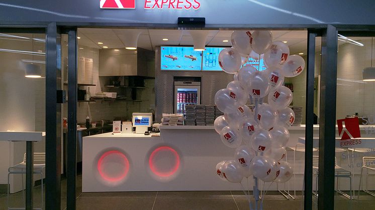 Sushi Yama Express i T-Centralen och biljetthallen Krysset.