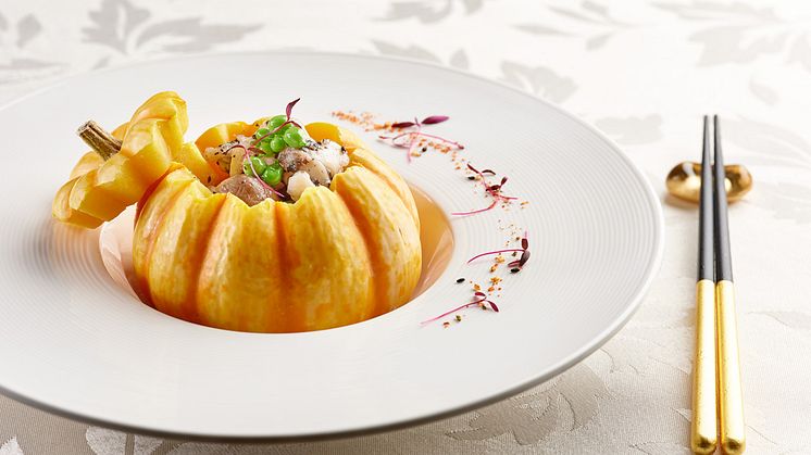 A Takeaway Feast of Heart-warming Cantonese Delicacies for Mum  by Pan Pacific Singapore