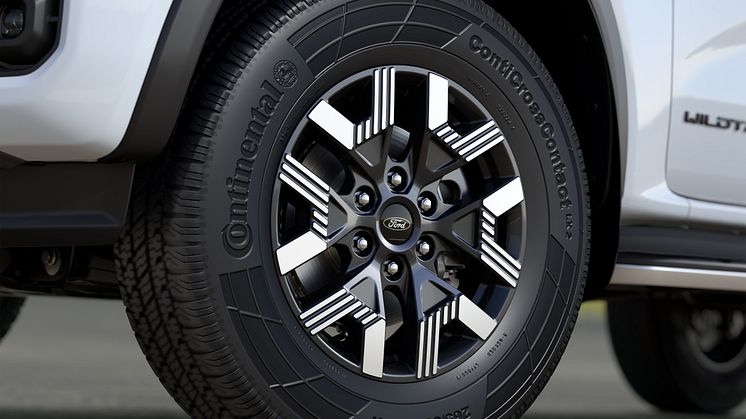 Ford Ranger ladbar hybrid  (11).jpg