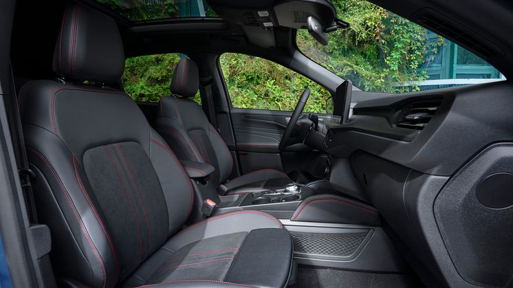 2023 FORD KUGA ST-LINE (7)