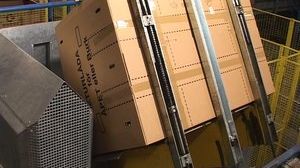 från Returpacks fabrik i Norrköping