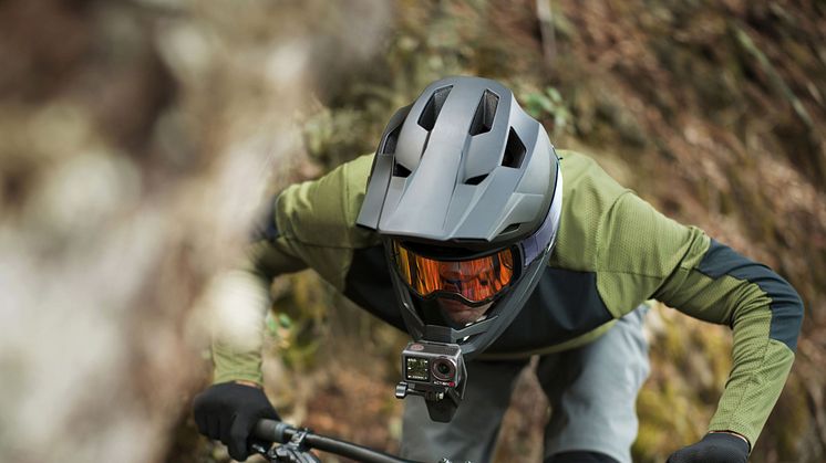 Osmo Action 5 Pro_Outdoor KV_Mountain Cycling.jpg