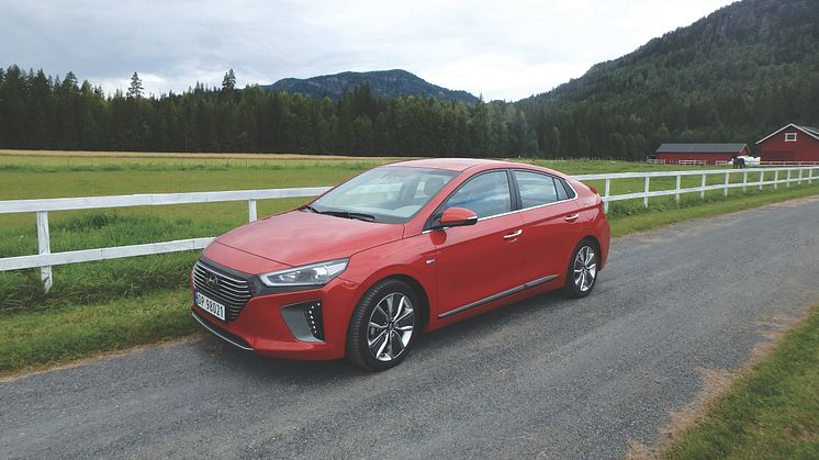Hyundai IONIQ hybrid