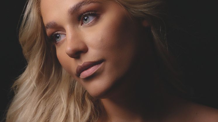 DNA_Klara Hammarström_omslag.