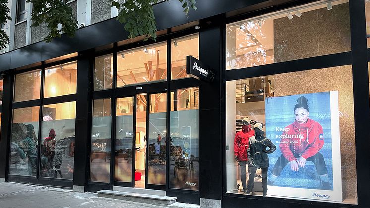 Denne helgen åpner Bergans brand-butikk i Trondheim sentrum. Åpningen feires med gode tilbud og besøk av Bergans' egen sybil.