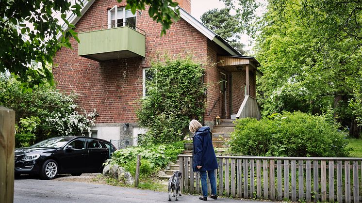 Stor orörlighet på bostadsmarknaden sätter stopp för både unga och gamla