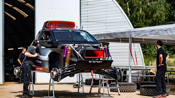 Audi RS Q e-tron (Dakar Rally)