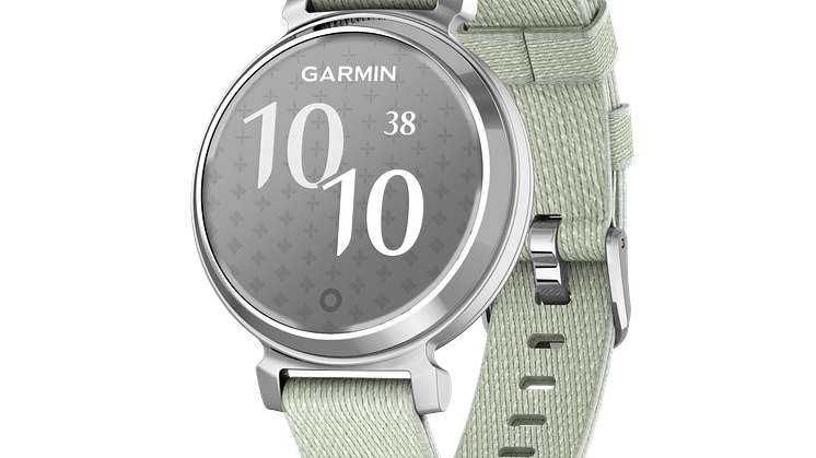 Lily2_HR_6000_Hero_WF_Casual_A